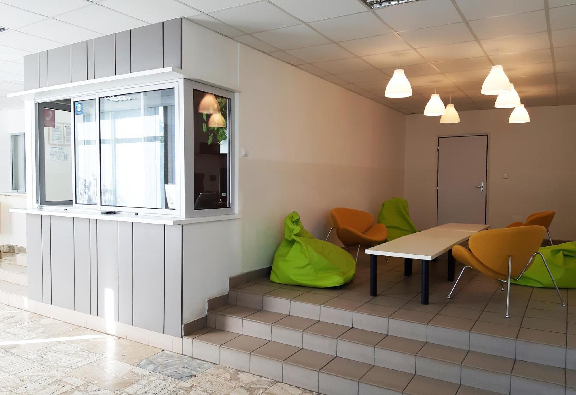 Hotel Studentsky Domov B31 à Prešov Extérieur photo